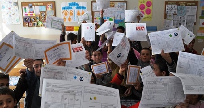 18 milyon öğrenci bugün karne alacak