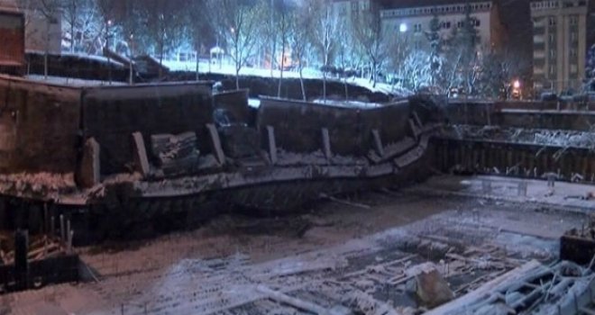 Bahçelievler'de toprak kayması 