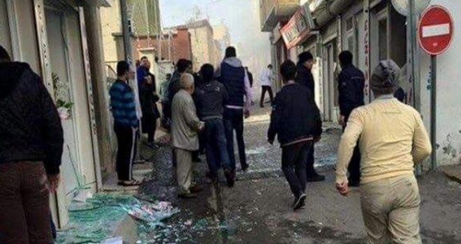 Kilis'te bir ev Suriye'den vuruldu!