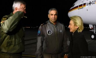 Almanya Savunma Bakanı Türkiye'de