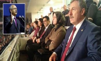 Kurultaya gelen AKP'liler salonu terk etti